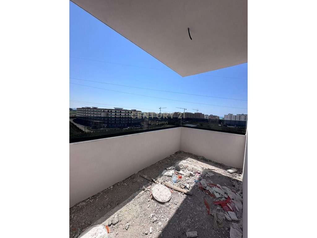 Apartament 1+1 për Shitje në Golem! 2