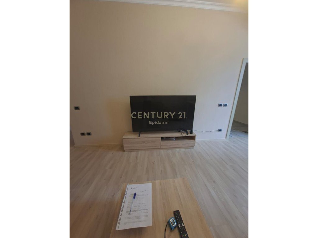 Jepet me qira apartament 3+1+2 ne Vollga ! 2