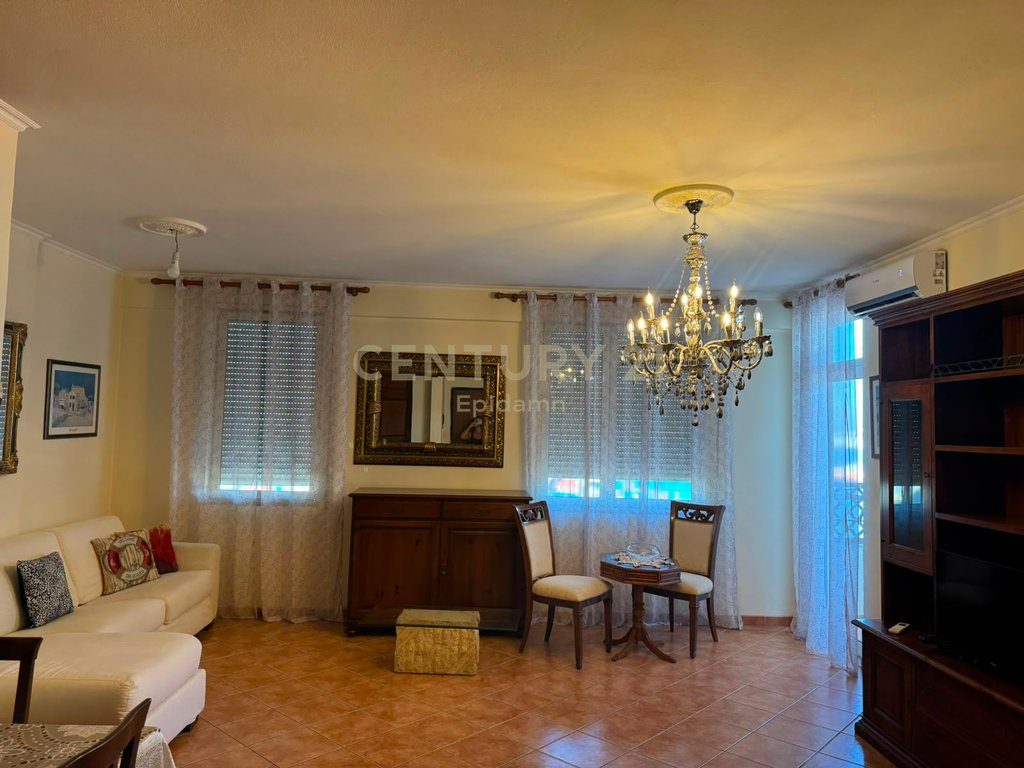 Jepet me Qira Apartament 1+1+ 2 tek Fly, Durres ! 4