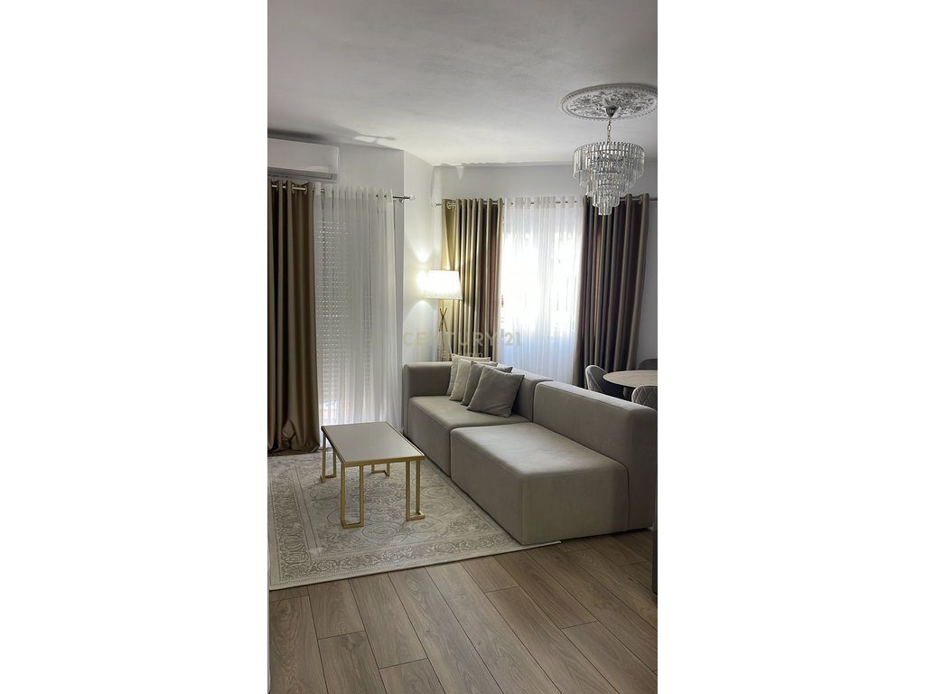 🏡 Jepet me qira Apartament 2+1 Modern – Sheshi Pranvera, Durrës
€850 2