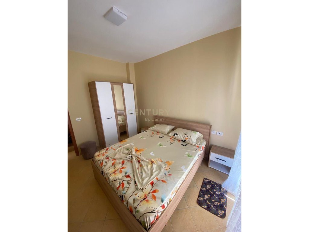 Apartament 1+1 me Qira në Shkëmbi I Kavajës