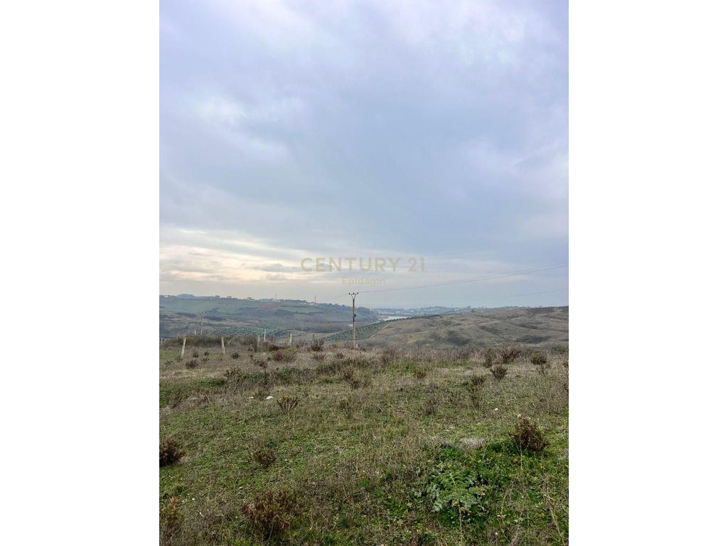 Tokë për Shitje në Arapaj, Durrës - 362700€ | 8060 m²