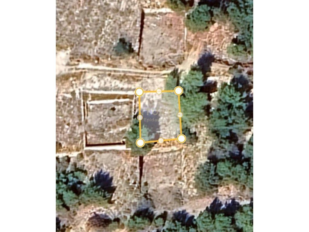 Tokë për Shitje në Sarandë !! 1