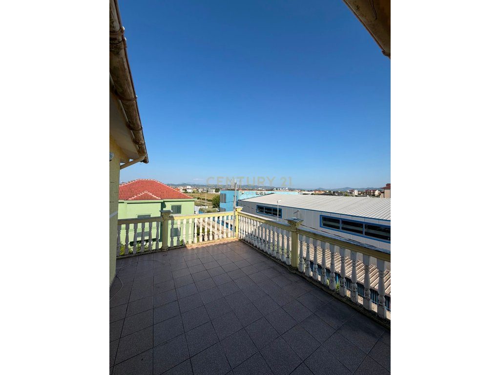 Vilë 3-Katëshe në Shitje – Xhafzotaj, Durrës | 210,000€