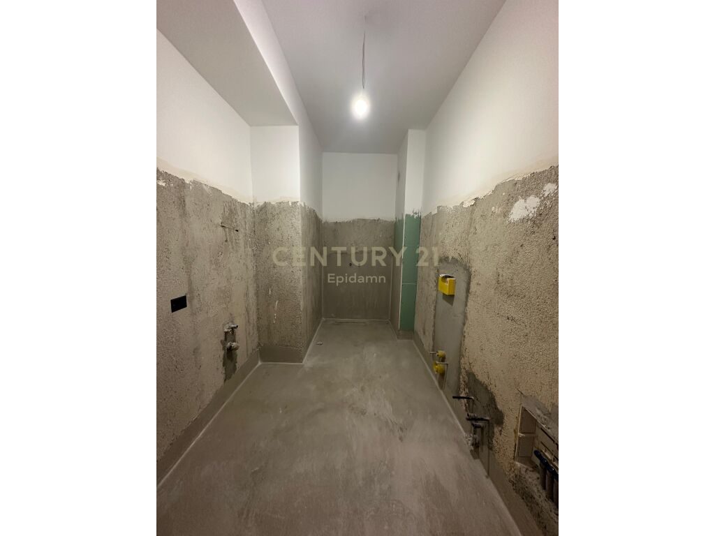 Apartament 2+1 në Shitje në Kavajë !! 2