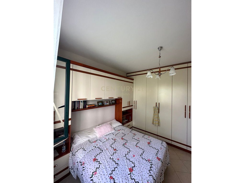 Apartament 2+1+2 Me Qira në Fresk 2