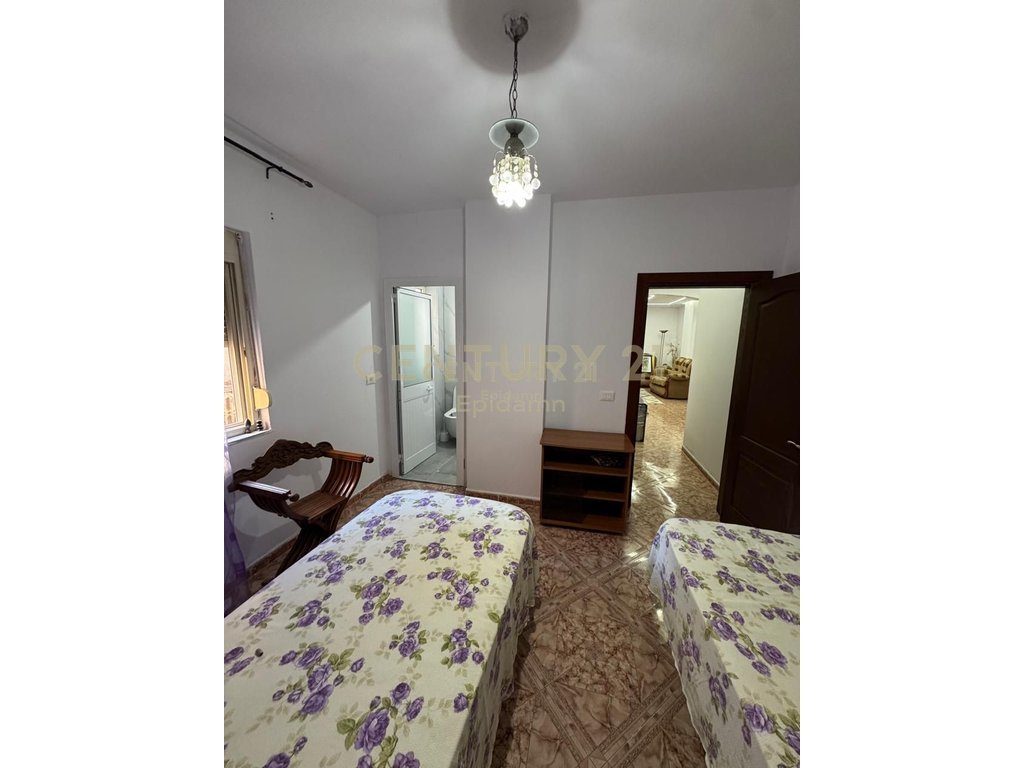 Apartament 2+1+2 Me Qira tek Gjykata Durres ! 4
