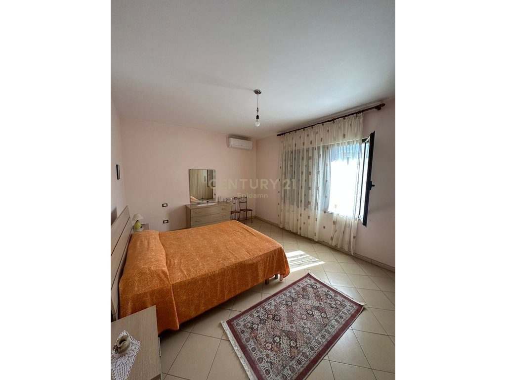 Vilë + lokal Në Shitje në Shkozet, Durrës - 430000€ | 683 m² 3