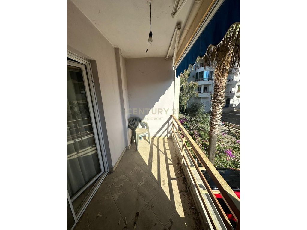 Apartament 1+1 + garsoniere në shitje në Mali i Robit, Durrës - 132000€ | 121 m²