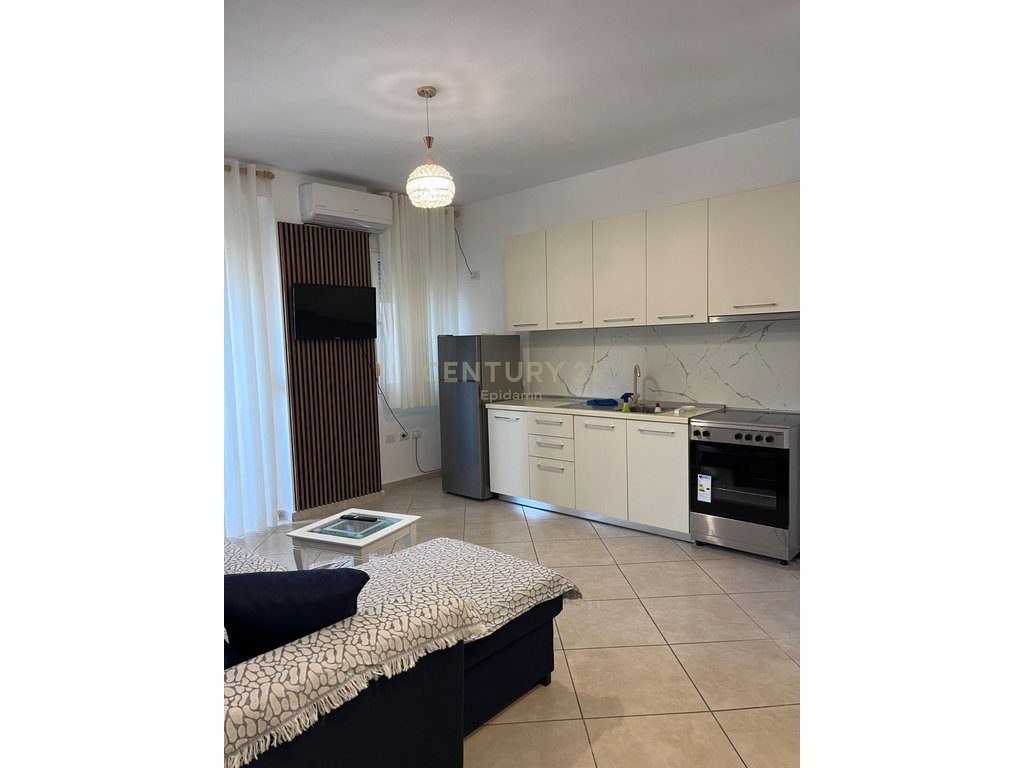 Mundësi Investimi! Apartament 1+1 në Shkëmbin e Kavajës 4