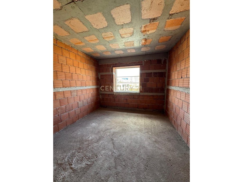 Apartament 2+1 në Shitje në Paskuqan, Tiranë !! 2