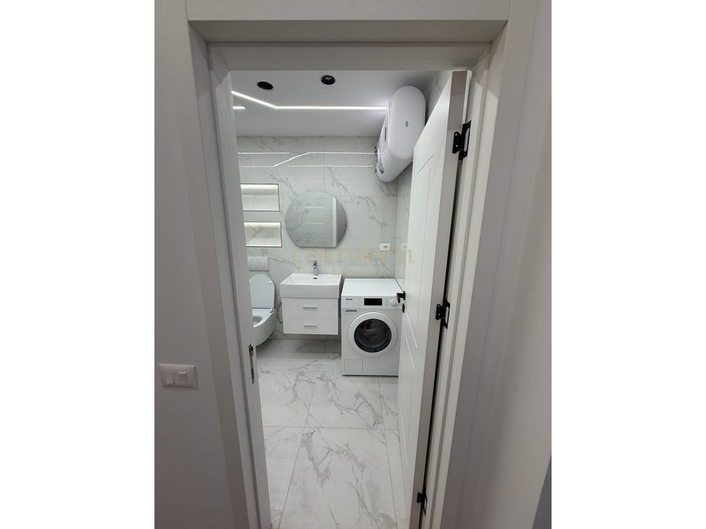 Apartament 2+1 me Qira në Vijë të Parë Bregdetare – Pamje Ballore nga Deti ! 4