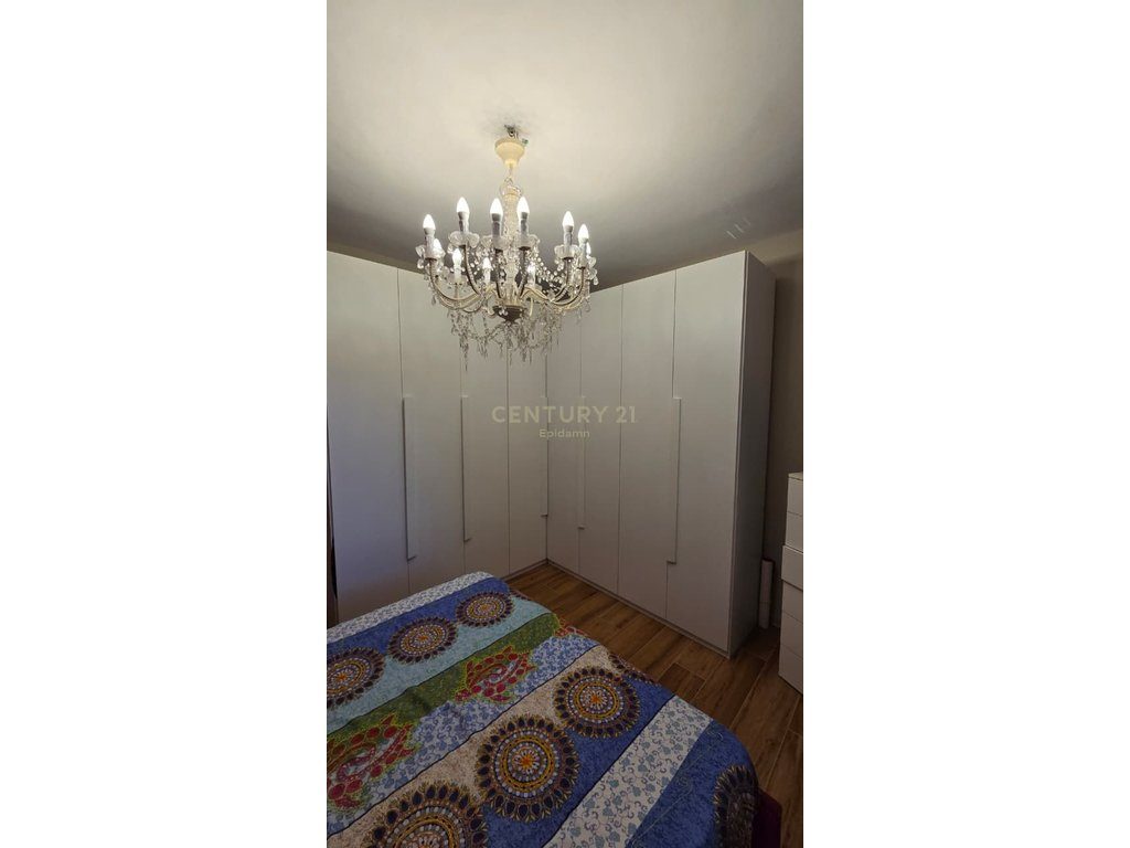 Shitet Apartament 2+1+2 – Vila e Zogut