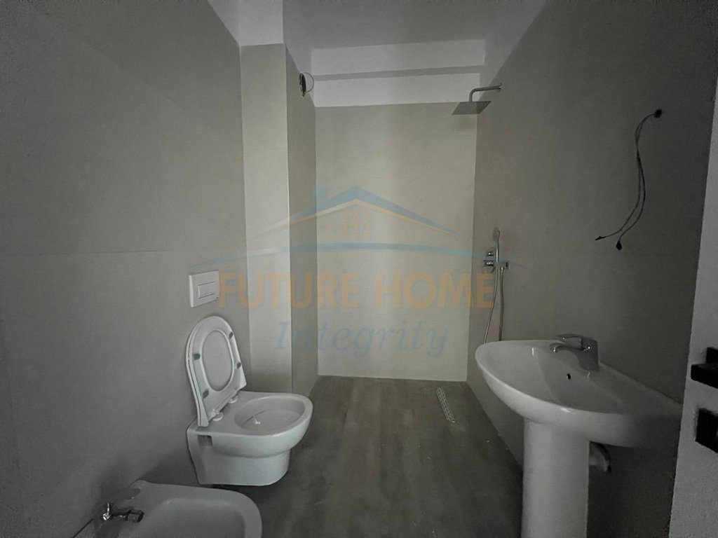 Shitet, Apartament 1+1, Color Splash Residence, Paskuqan, Tiranë. 4