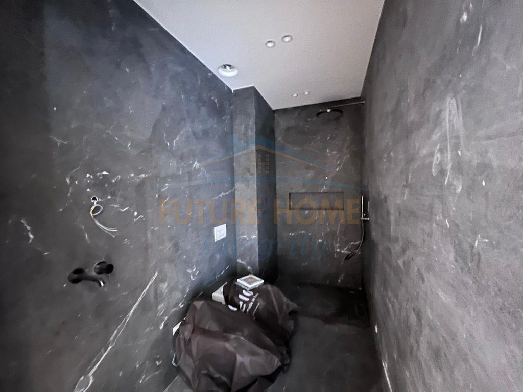 Shitet, Apartament 3+1+2, Altana Residence, Tiranë. 3