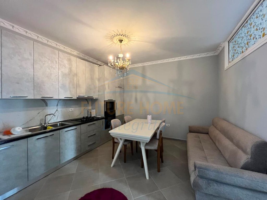 Qera, Apartament 1+1+Post Parkimi, Rezidenca Green City, Tiranë. 4