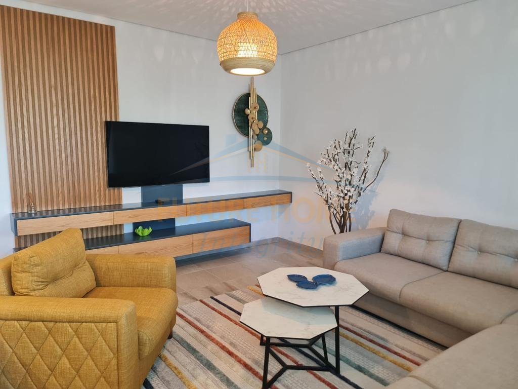 Shitet, Apartament 2+1+Oborr, San Pietro Residence, Gjiri i Lalëzit. 2