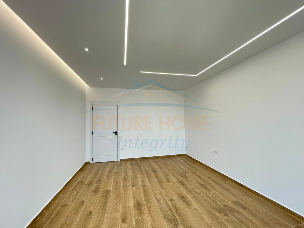 Shitet, Apartament 2+1+Depo, Paskuqan, Tiranë. 2