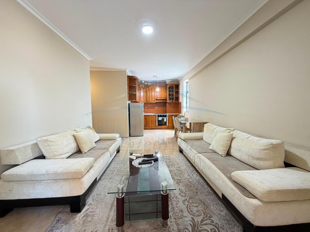 Qera, Apartament 1+1, Xhamlliku, Tiranë. 3