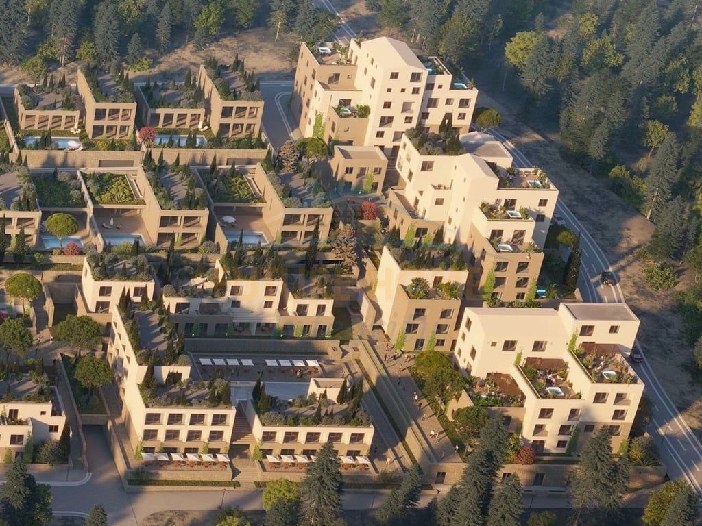 Shitet, Apartament 1+1+Verandë, Village Square, Dhërmi.