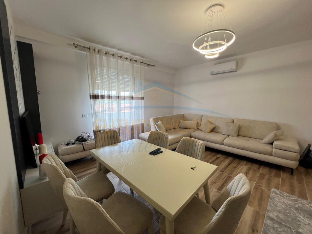 Shitet, Apartament 1+1, Golem, Durrës. 2