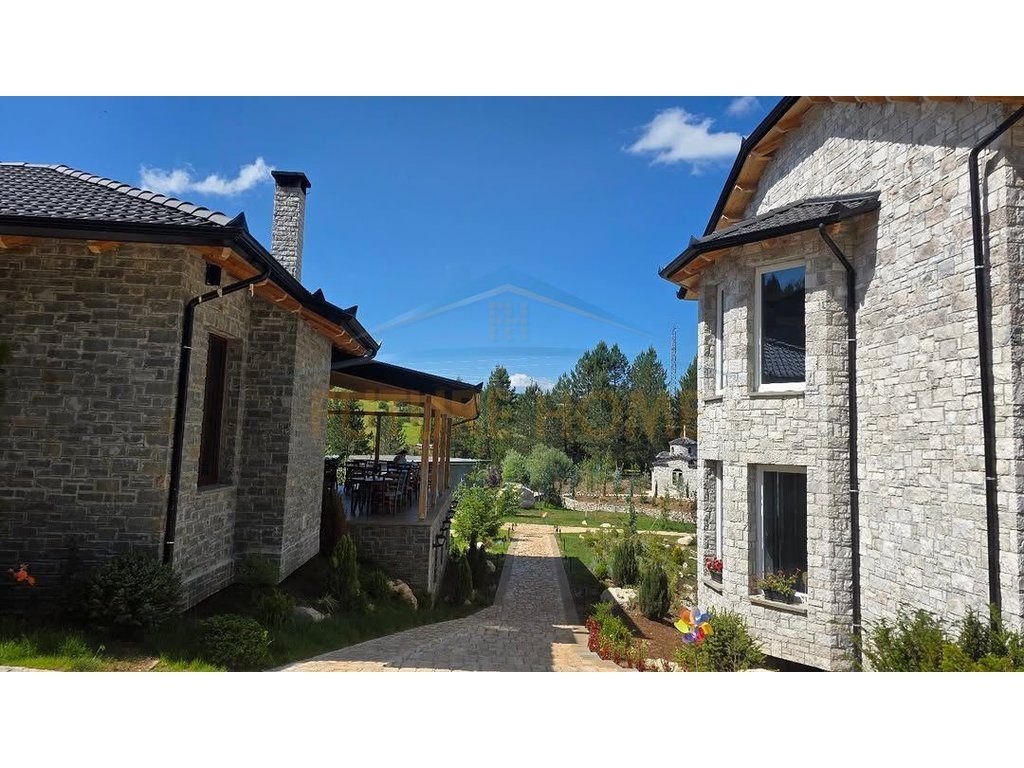 Shitet, Resort (Kompleks Agroturistik), Voskopojë, Korcë. 3