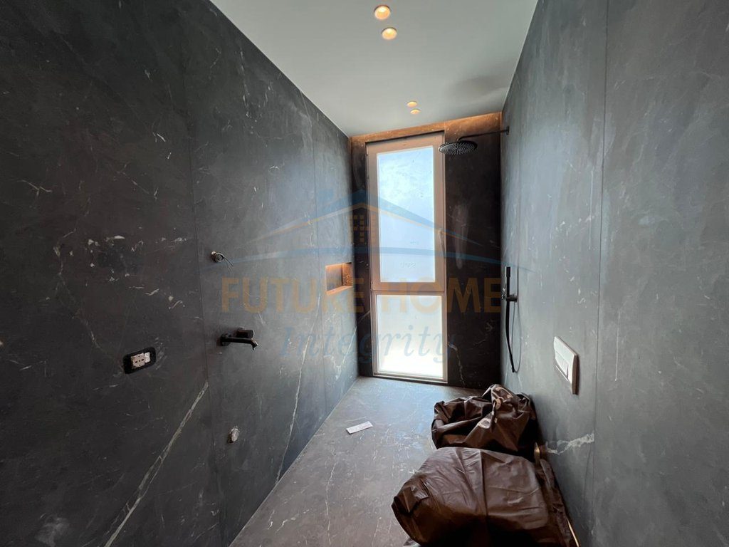 Shitet, Apartament 3+1+2, Altana Residence, Tiranë. 4
