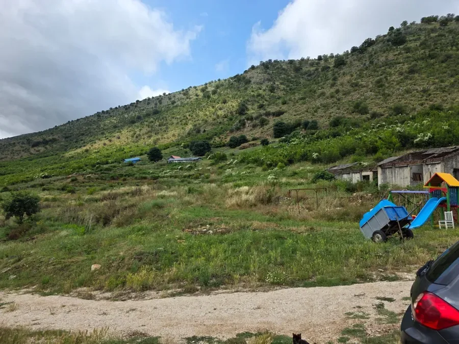 35,000 m² Land for Sale Near Saranda | 160 m² Registered Building, 200 Olive Trees, Panoramic Views & Agritourism Potential 2