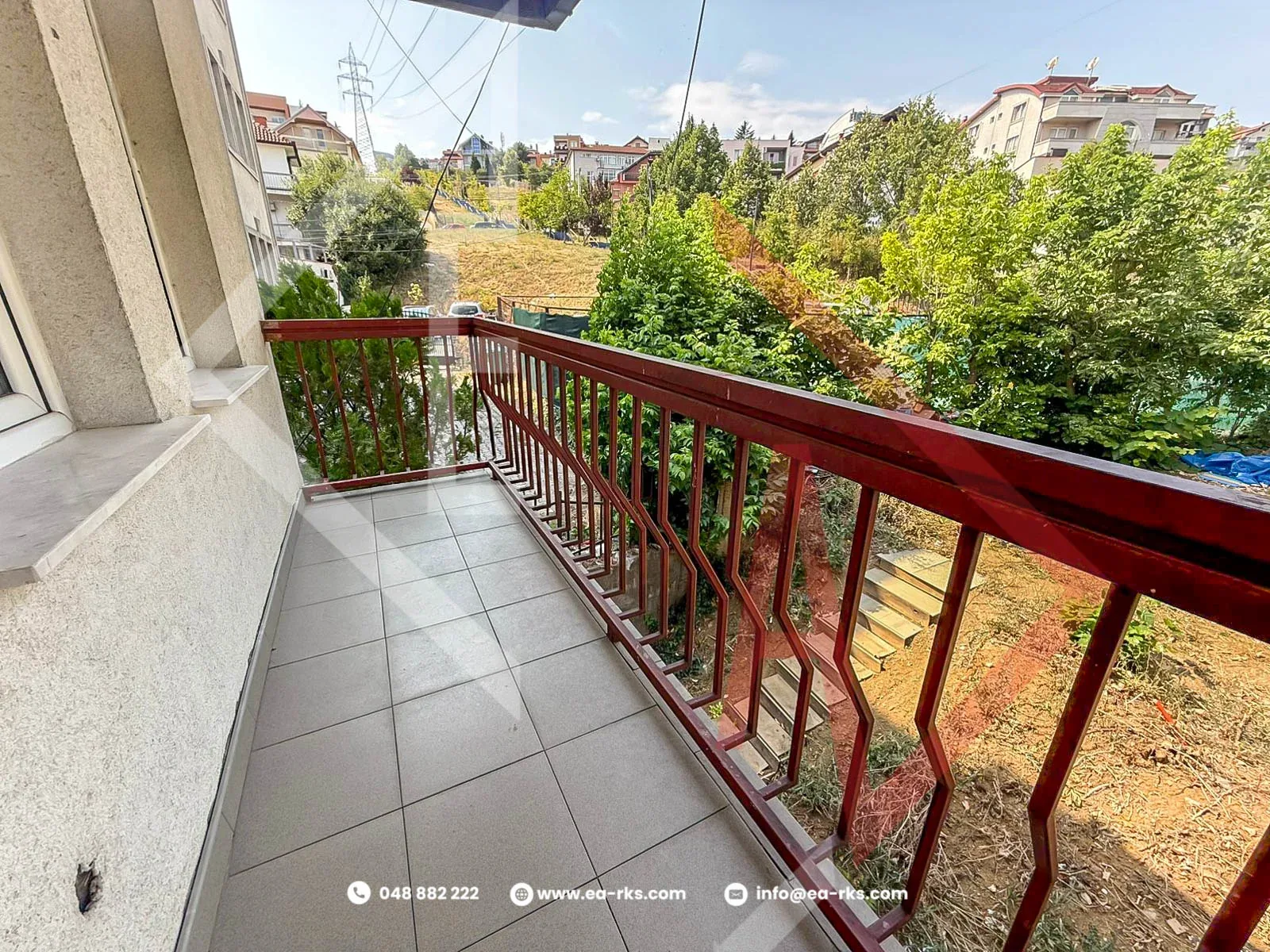 BANESË ME QIRA - DRAGODAN