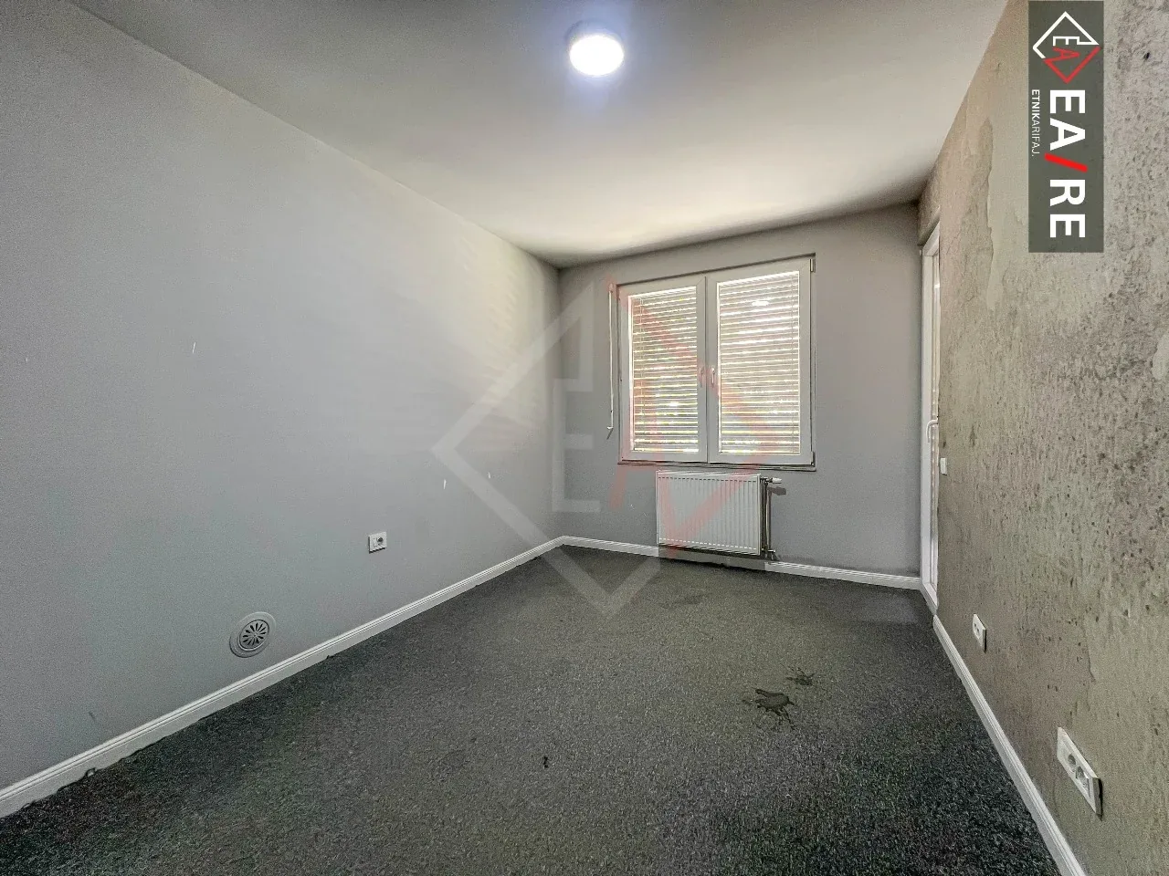 BANESË ME QIRA PËR ZYRE NË RRUGËN B 4