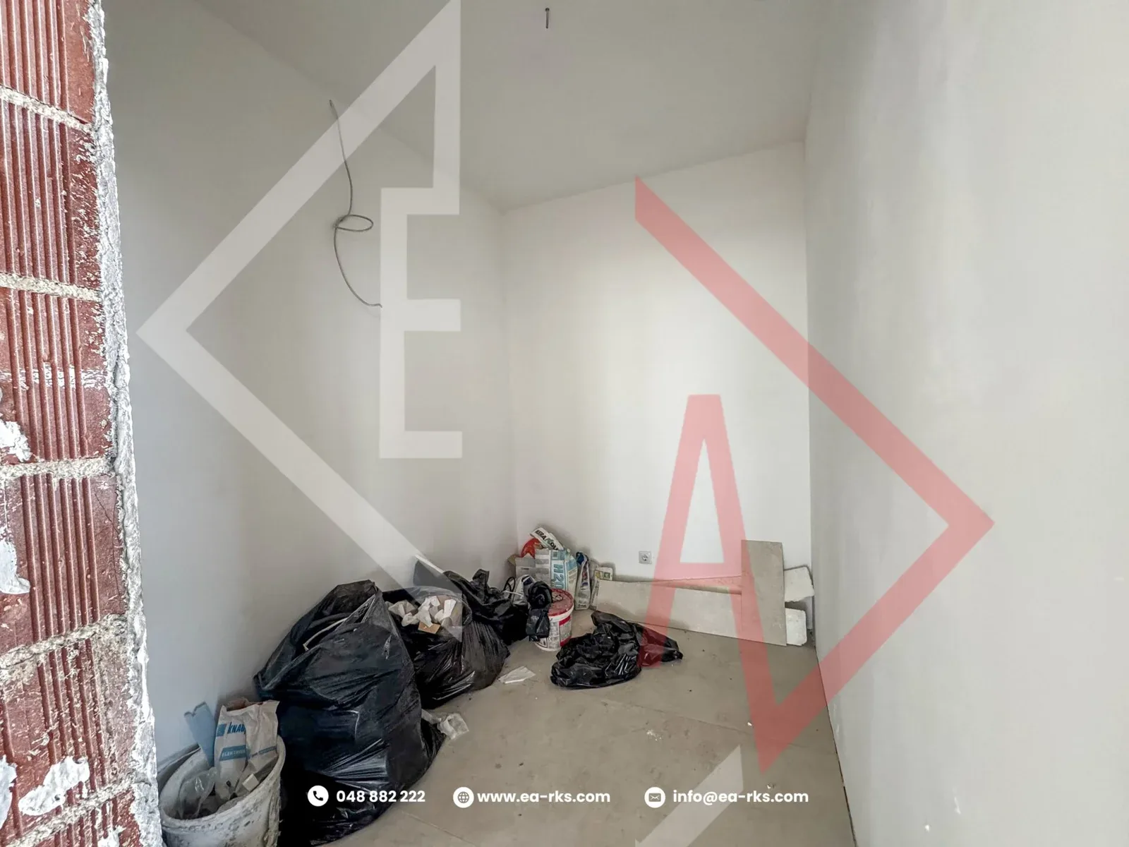 Penthouse Ekskluziv për Shitje – Në Qendër të Istogut