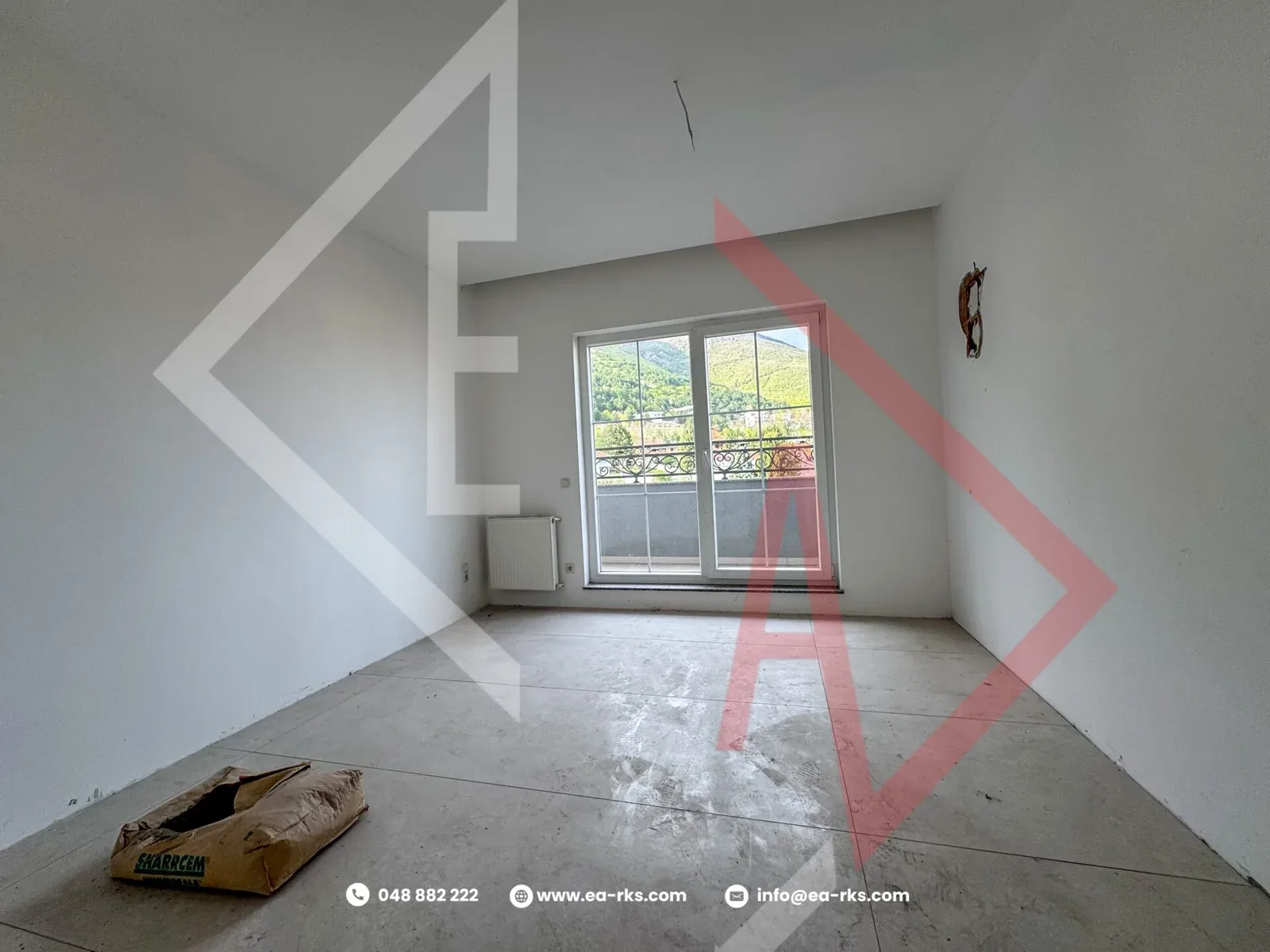 Penthouse Ekskluziv për Shitje – Në Qendër të Istogut