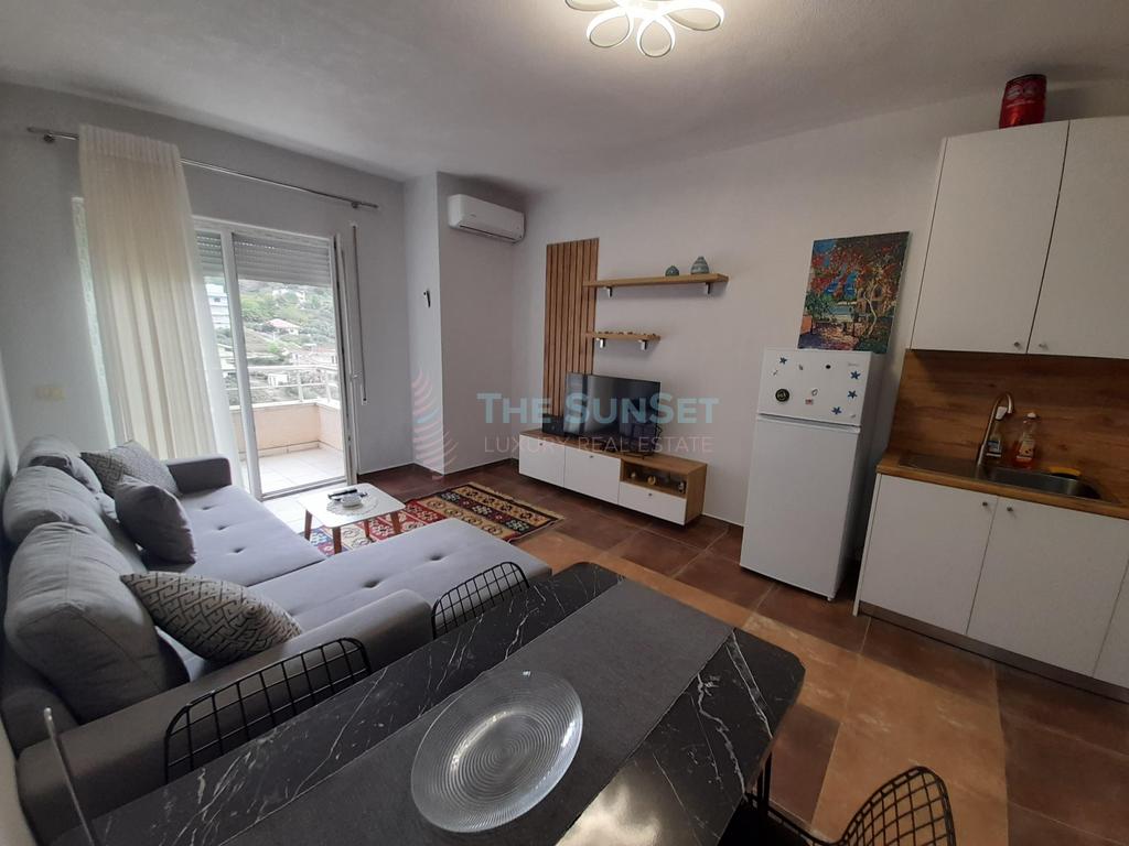 Apartament 1+1 për shitje në zonën e Shkëmbit të Kavajës 2