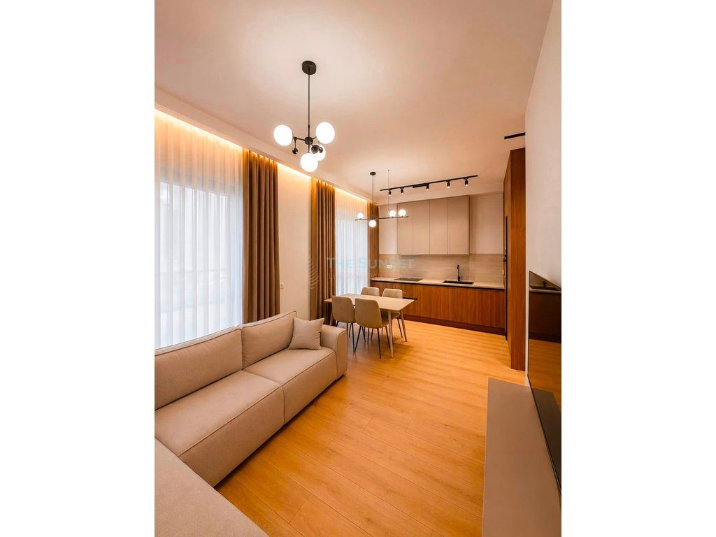 Apartament 1+1 për qira në Kompleksin Mangalem