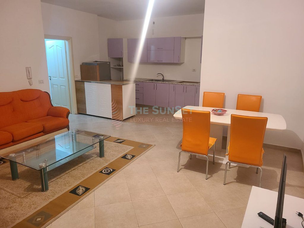 Apartament 2+1 për shitje në Bulevardin Migjeni 2