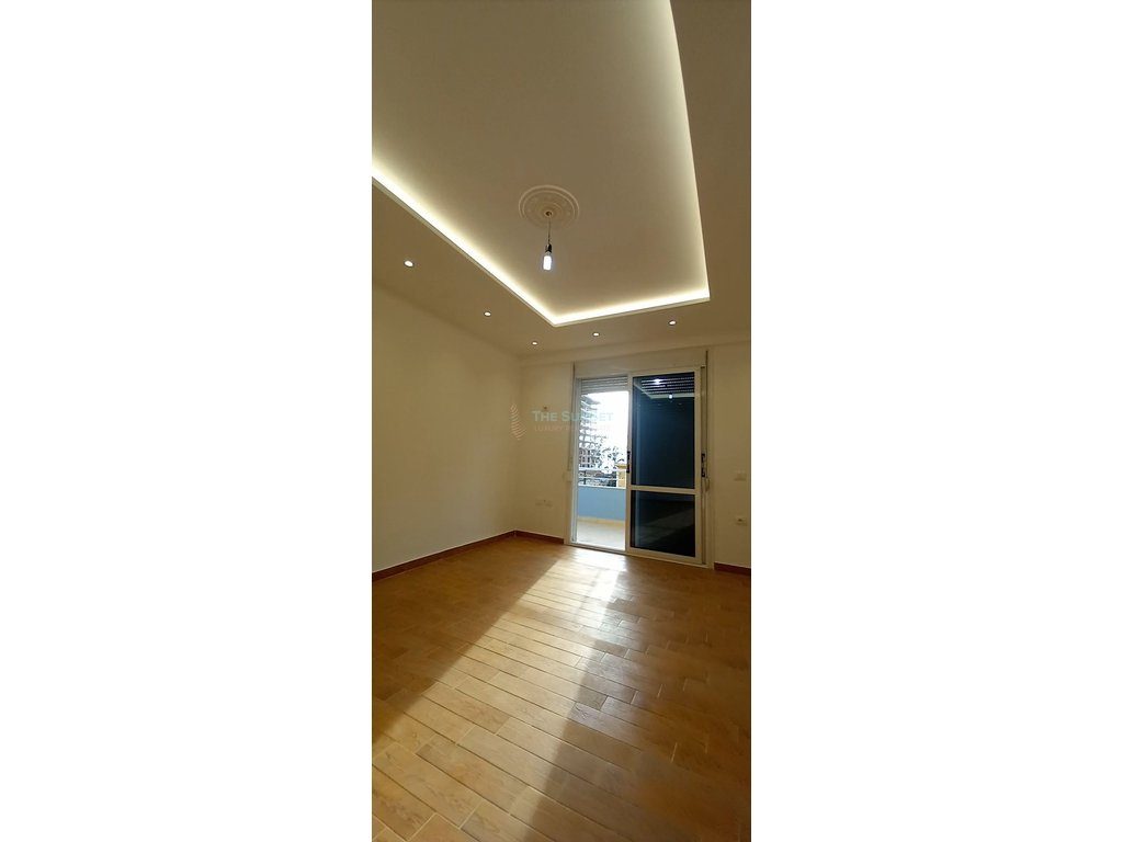 Apartament 1+1 për shitje në Rezidencën Poseidon, Lungomare, Vlorë 3