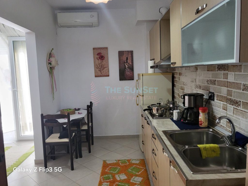 Apartament 1+1 për shitje në Rezidencën Poseidon, Lungomare, Vlorë
