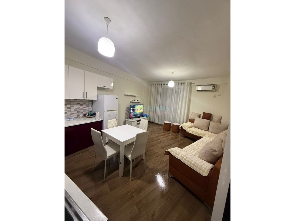 APARTAMENT LUKSOZ 2+1+2 PER QIRA NE ASTIR, TIRANE