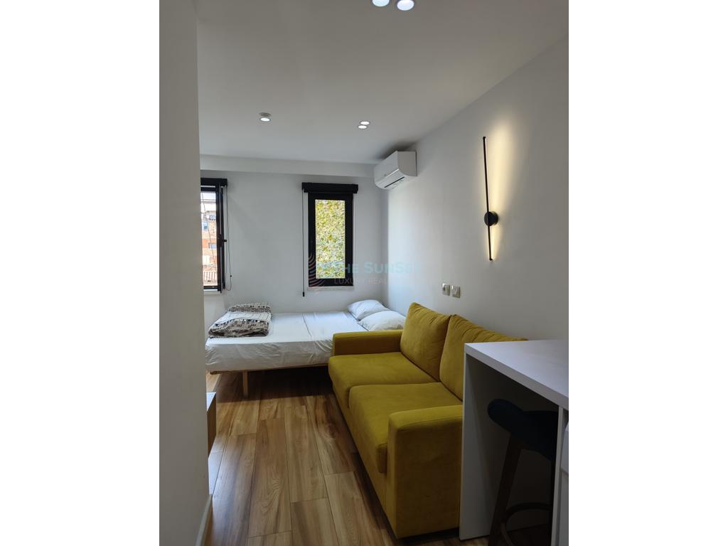 APARTAMENT LUKSOZ 2+1 PER SHITJE TE RRUGA E BOGDANEVE 4