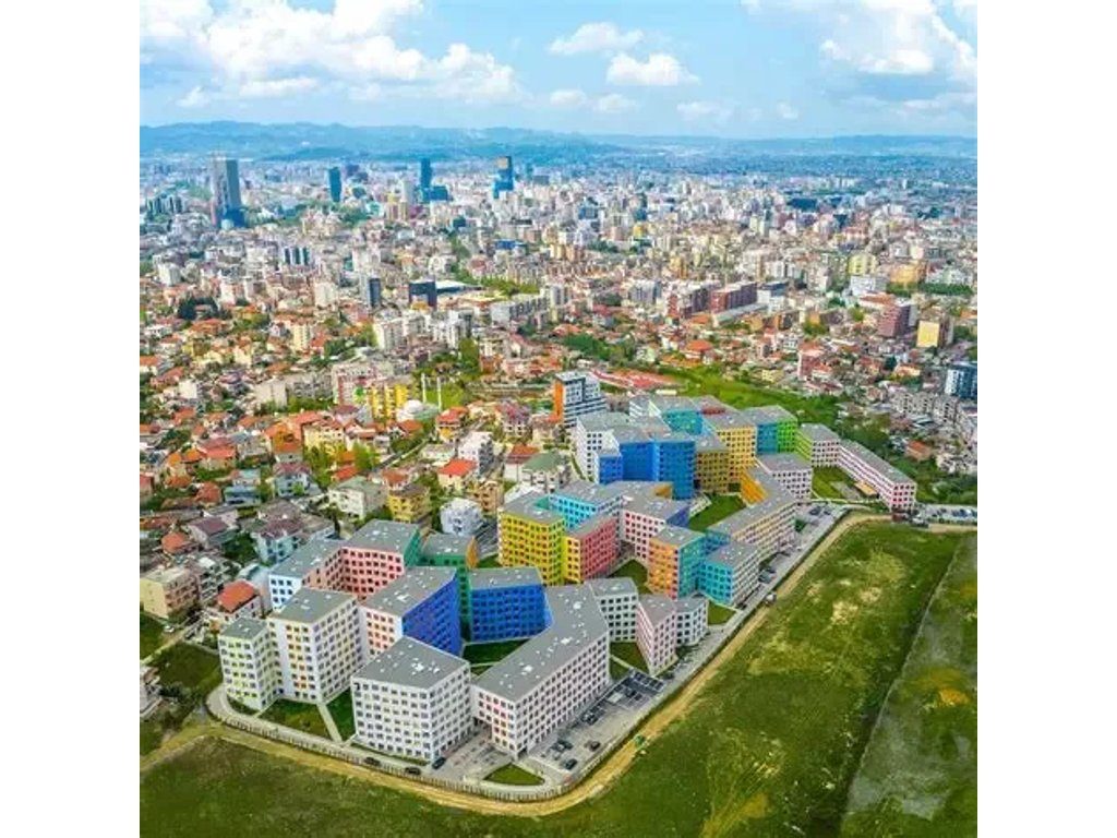 Apartament 1+1 për shitje në Rrugën Ali Demi