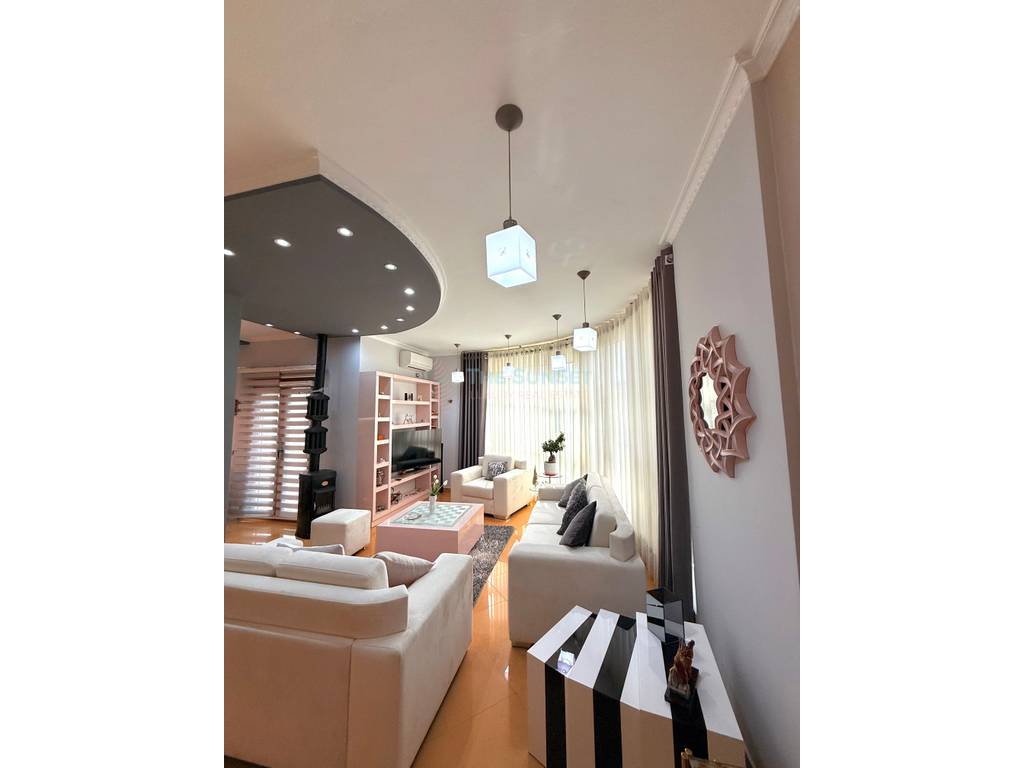 Apartament 1+1 për Qira afër Stadiumit Arena
