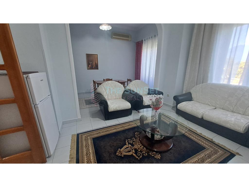 Apartament 2+1 me qira te Shallvaret 3