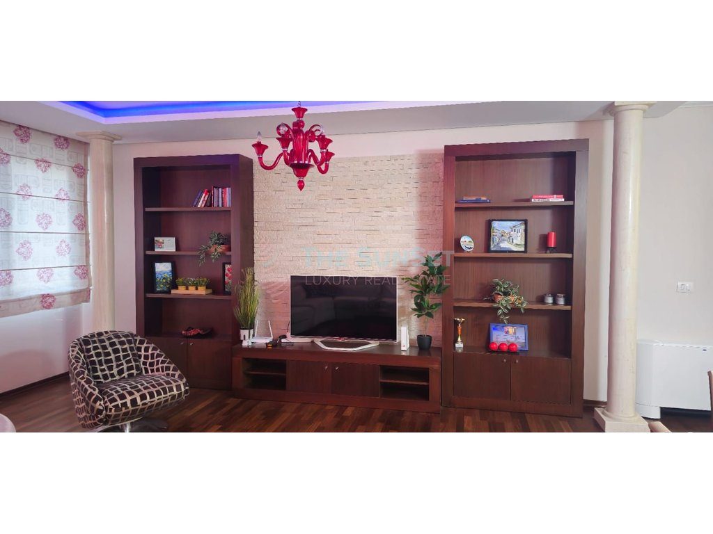 Apartament 2+1+2 për Qira – Vet Albania 3