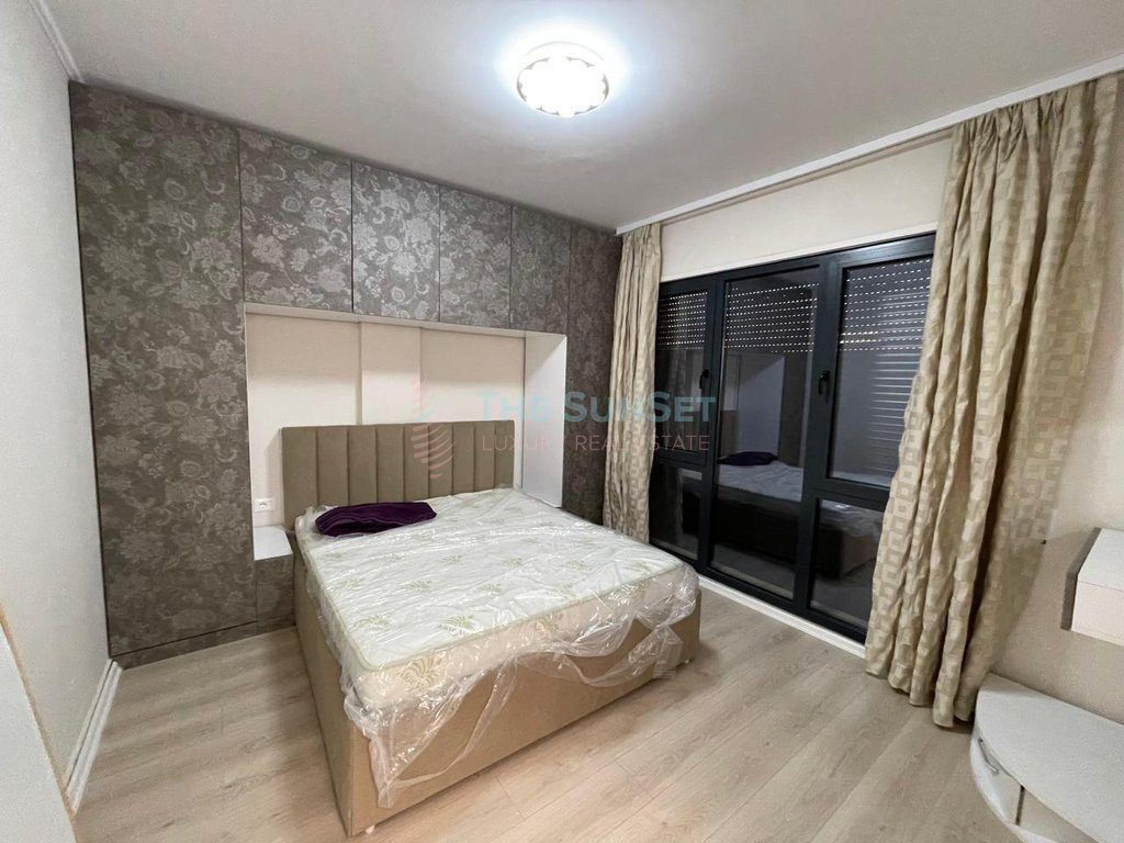 Apartament 2+1 për Qira pranë Tregut Elektrik 3