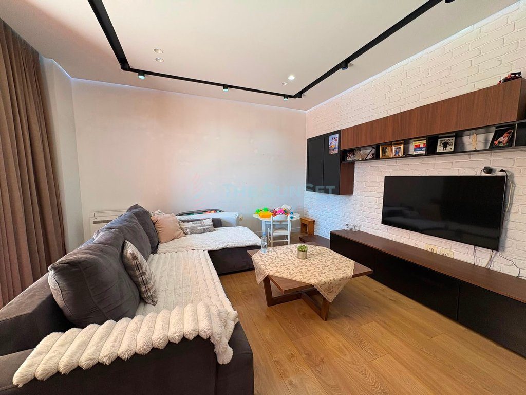 Apartament 2+1 për shitje në Yzberisht