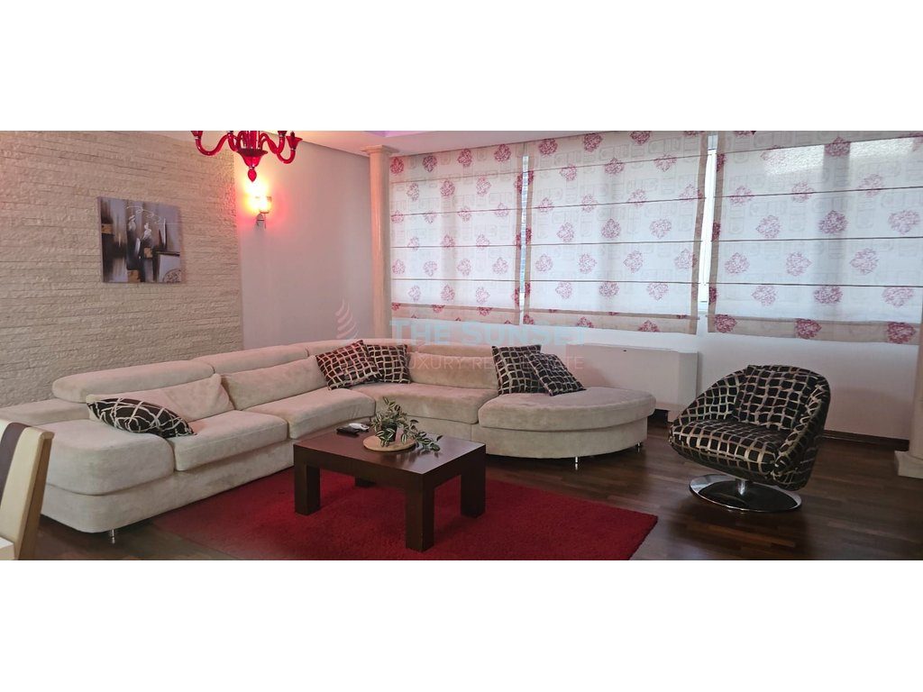 Apartament 2+1+2 për Qira – Vet Albania