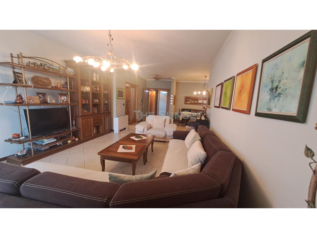 APARTAMENT 2+1 PËR QIRA PRANË RTSH !