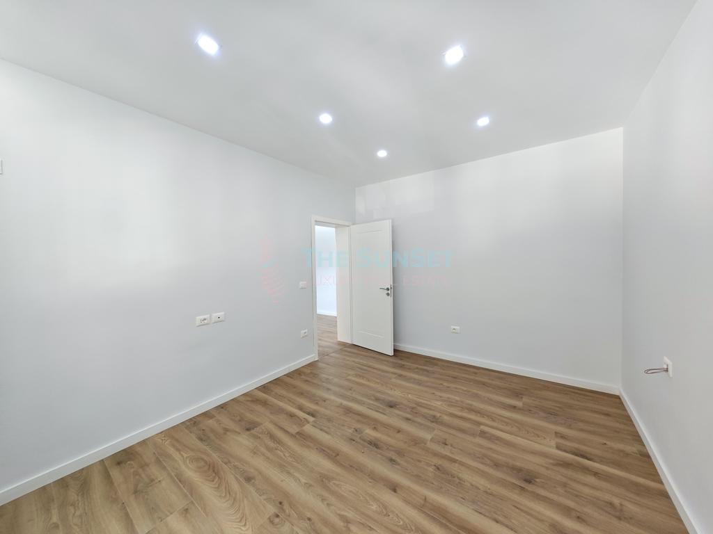 Apartament 3+1 për shitje në Rrugën Myslym Shyri 2