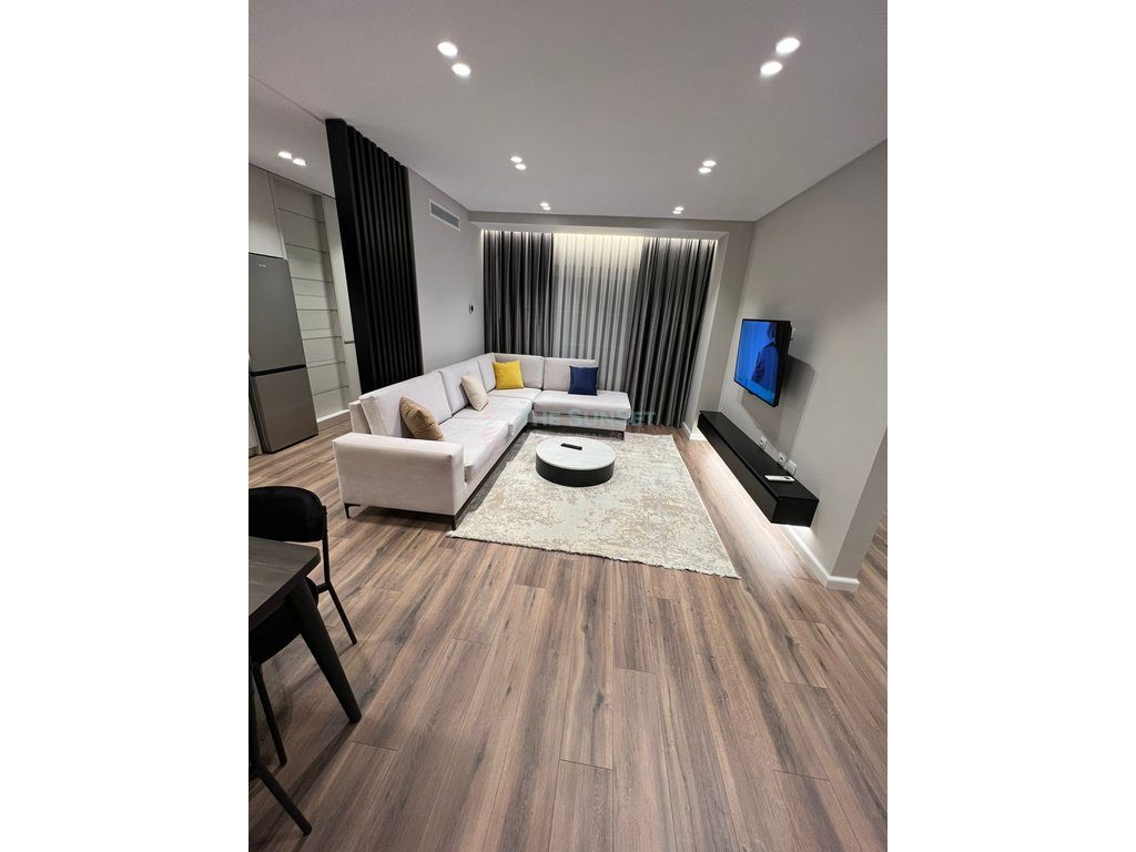 Apartament 2+1 për qira te Kompleksi Turdiu