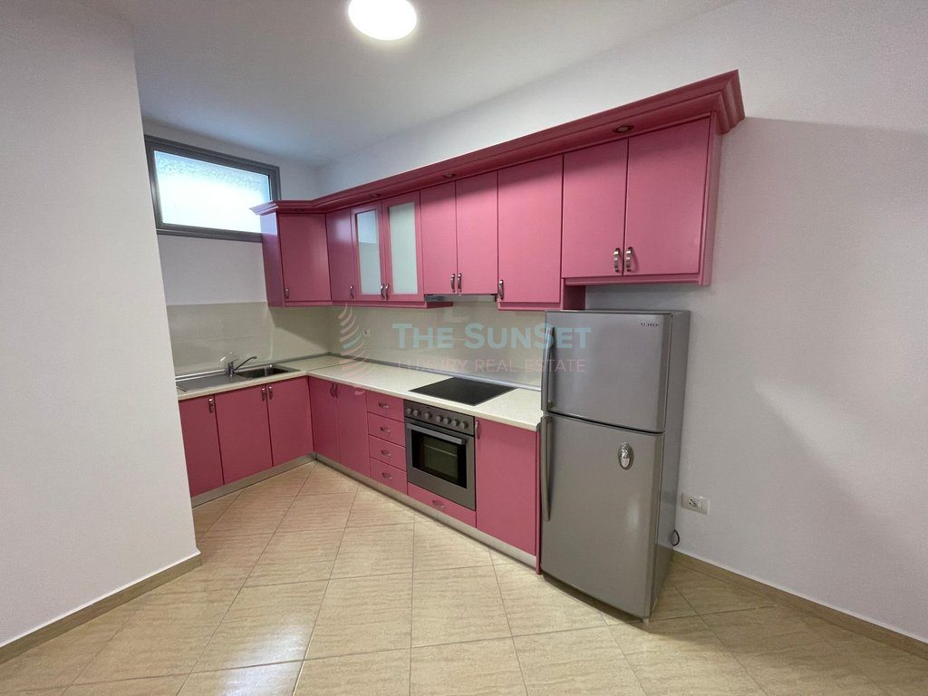 Apartament 1+1 për shitje në Rezidencën Poseidon, Lungomare, Vlorë